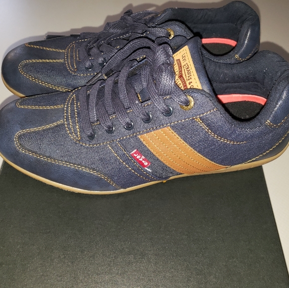 Mens Chic Levi's Denim Shoes
